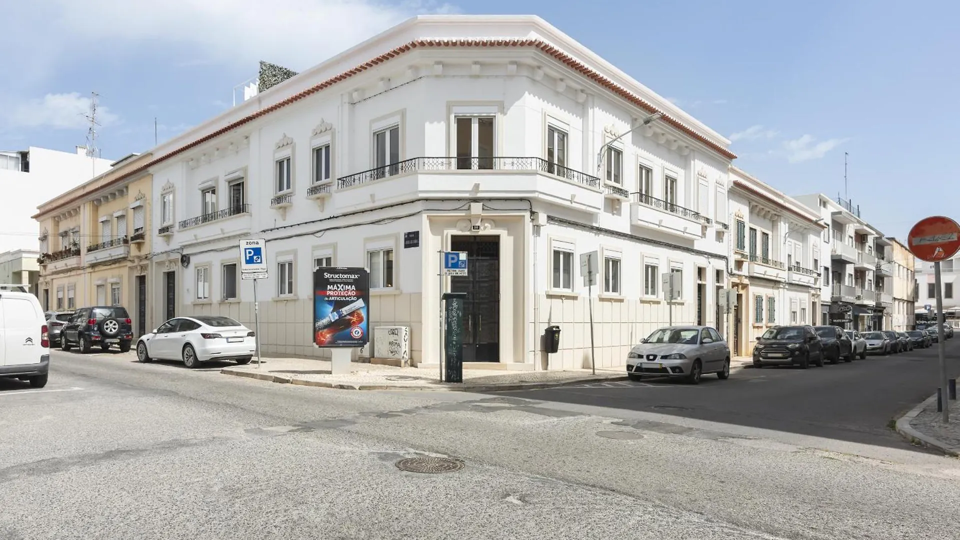 Guest house City Rooms - Roma - Private Room By Hd Faro Portugal